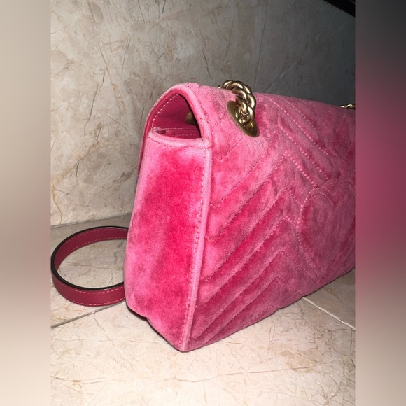 Gucci GG Marmont Velvet Small Bag โ Fuchsia Pink | COA - Picture 3 of 11